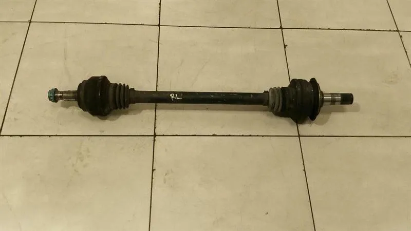 Mercedes C Class W205 RLH Drive Shaft A2053500209 Drive Shaft Rear Left