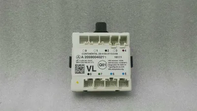 Mercedes C Klass W205 FLH Dörrmodul A2059004021 Dörrkontrollenhet Fram Vänster