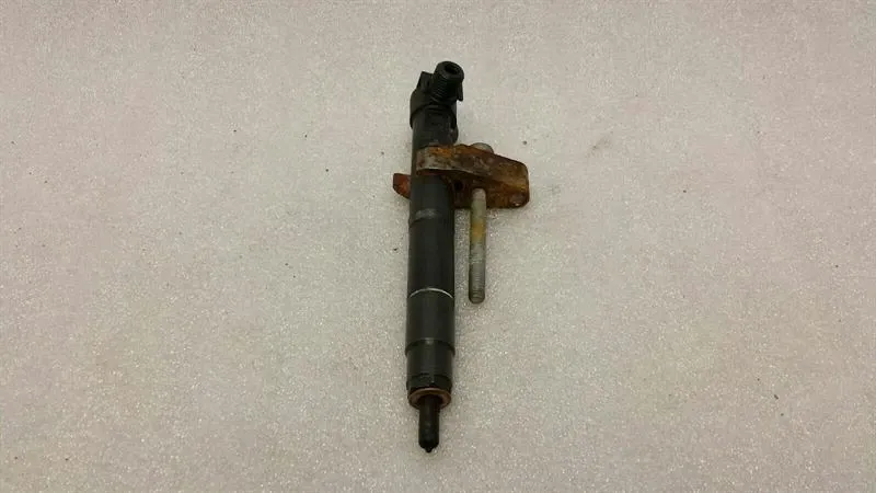Mercedes C Class W205 Injector A6510703287 Injection Nozzle M651
