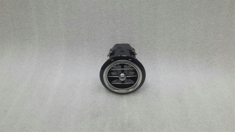 Mercedes-Benz S Coupe (C217) Air vent
