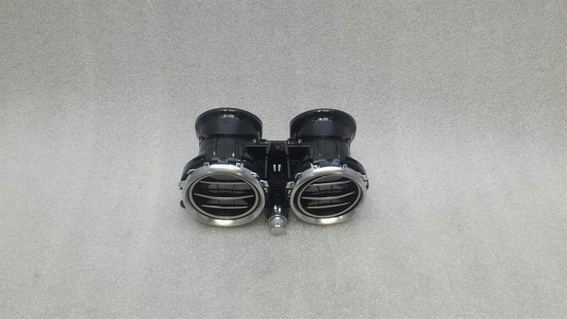 Mercedes-Benz S Coupe (C217) Air vent