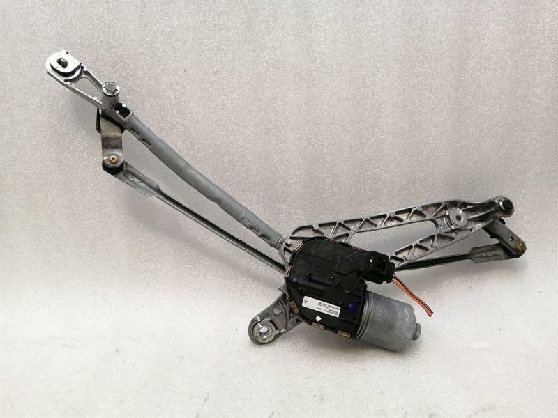 Porsche Boxster (981) Front Wiper Motor Porsche Boxster 718 Front Wiper Engine 99162803...