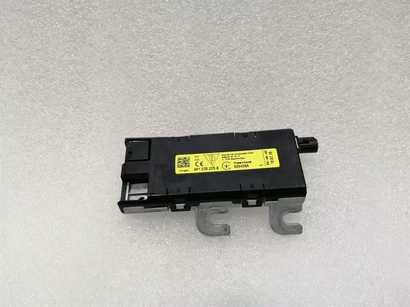 Porsche Boxster 718 Aerial / Antenna 9P1035225B Antenna