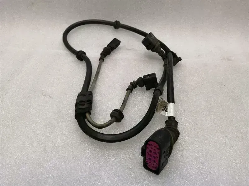 Porsche Cayman 718 Rear Axle Wiring Loom 98160913301 Rear Axle Wiring Harness Brand/Model: PORSCHE 718
Year: 2018
Engine: 198...
