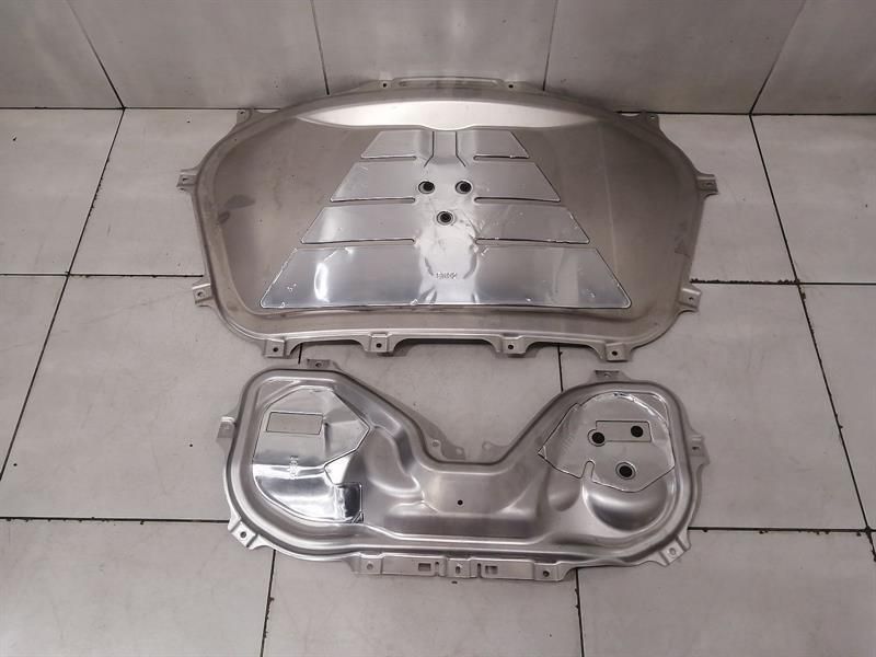 Porsche Cayman 718 Engine Cover 982827015A Engine Cover SET
