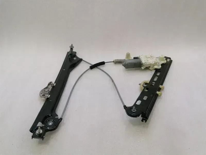 Porsche Boxster (981) Right Front Door Winder Porsche Boxster 718 Right Front Door Winder 991...