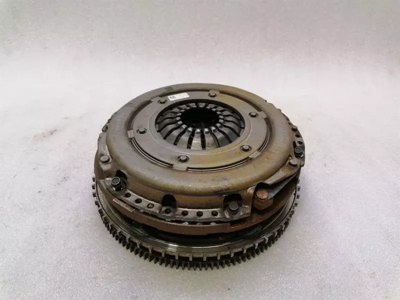 Porsche Boxster (981) Flywheel + Clutch Basket Porsche Cayman 718 Flywheel + Clutch Basket 982...