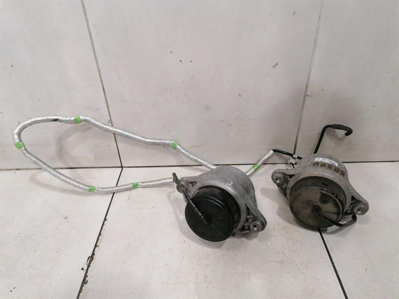 Porsche Boxster (981) Engine Mount Porsche Boxster 718 engine mount 982199131C eng...