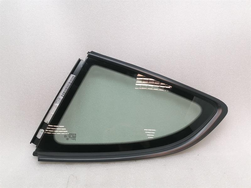 Porsche Boxster (981) Left Rear 1/4 Glass Porsche Cayman 718 Left Rear Quarter Glass 9815...