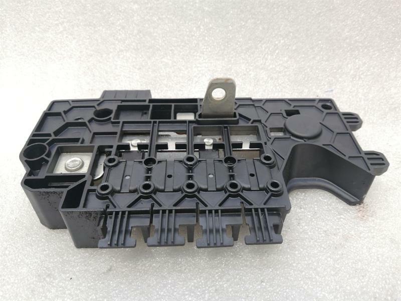 Mercedes-Benz A (W177) Mercedes A Class W177 Fuse Box A1775404307 Fuse Box Body type: Hatchback
Fuel: Petrol