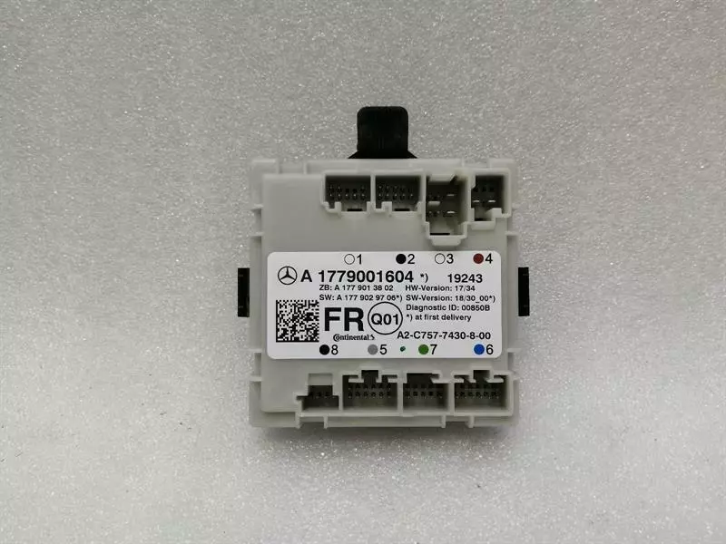 Mercedes-Benz A (W177) Mercedes A Class W177 FRH Door Module A1779001604 Door Control Unit Front Right Body type: Hatchback
Fuel: Petrol