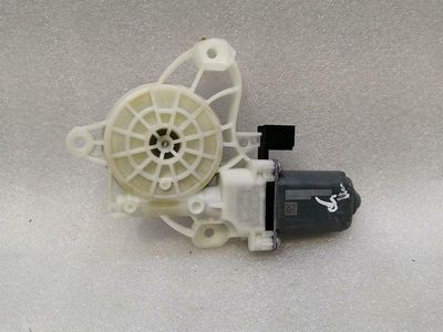Mercedes A Class W177 FRH, мотор стеклоподъемника двери A0009065706, мотор стеклоподъемника Vo Re