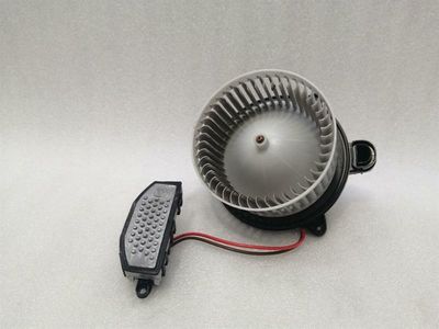 MERCEDES A klase W177 sildītāja ventilators A2478308600 RHD LABĀS ROKAS Stūre