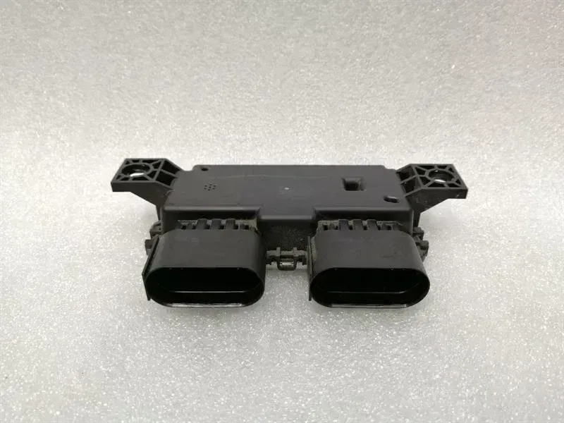 Mercedes-Benz A (W177) Mercedes A Class W177 Receiver Module A0009015303 Receiver Module Control Unit Body type: Hatchback
Fuel: Petrol