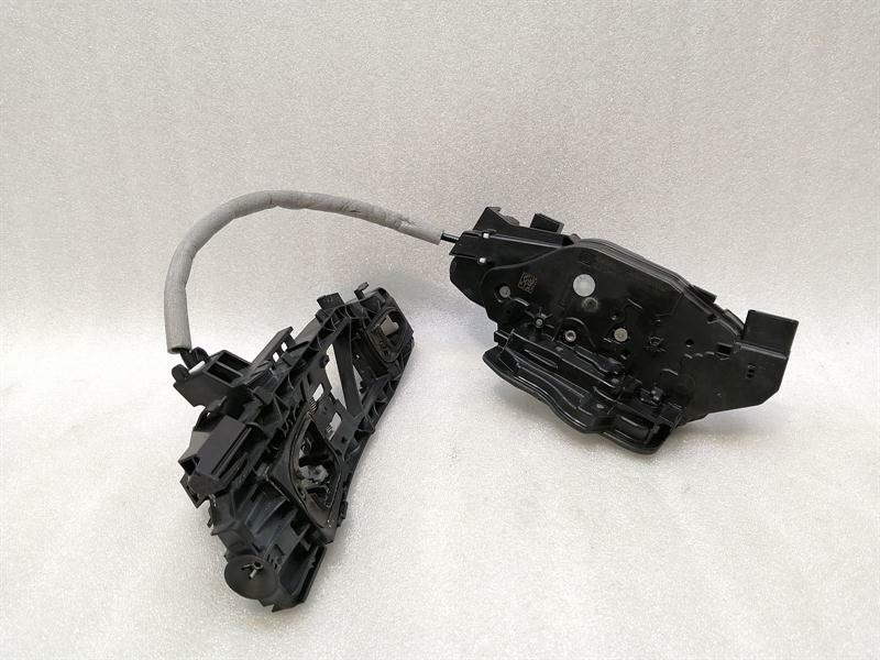 Mercedes-Benz A (W177) Mercedes A Class W177 RLH door lock A0997303601 door lock rear left Body type: Hatchback
Fuel: Petrol