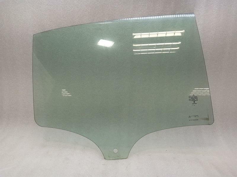 Mercedes-Benz A (W177) Mercedes A Class W177 Right Rear Door Glass A1777353000 Door Window Rear Right Body type: Hatchback
Fuel: Petrol