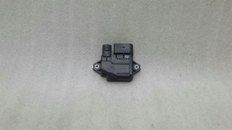 Mercedes-Benz S Coupe (C217) Glow plug relay (diesel) Mercedes E Class W213 Glow Plug Relay (Diesel) ...