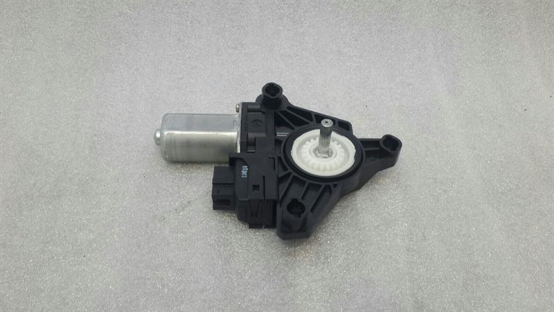 Mercedes-Benz S Coupe (C217) Door Window Motor