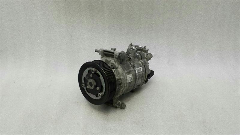 Audi A3 (8V) Audi A3 8V A/C Compressor 5Q0820803 Air Conditioning Compressor Body type: Hatchback
Fuel: Diesel