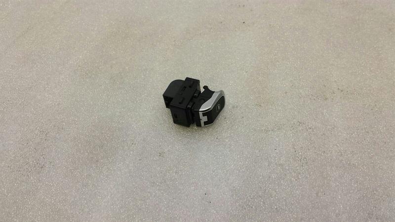 Audi A3 (8V) Audi A3 8V S3 window switch 8V0959855A switch window regulator Body type: Hatchback
Fuel: Diesel