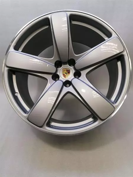 Porsche Macan 21 Porsche Macan 95B Alloy Wheel 95B601025EC Alloy Rim 10J X 21 H2 ET19 Body type: SUV
Fuel: Petrol