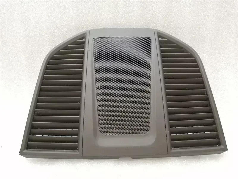 Porsche Macan Porsche Macan dashboard center cover 95B858189B dashboard cover center Body type: SUV
Fuel: Petrol