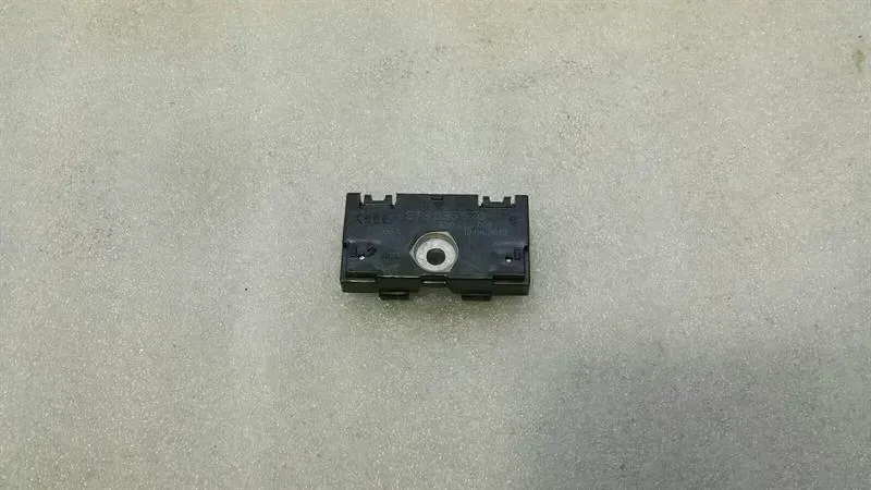 Audi A3 (8V) Audi A3 8V Aerial / Antenna 8T8035570 Antenna Body type: Hatchback
Fuel: Diesel