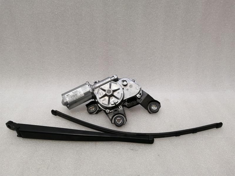 Porsche Macan Porsche Macan rear wiper motor 95B955711 wiper motor rear Body type: SUV
Fuel: Petrol