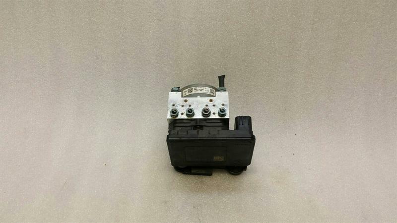 Audi TT (8S) Audi TT TTS 8S MK3 A.B.S pump 8S0614517D ABS pump hydraulic block Body type: Coupe
Fuel: Petrol