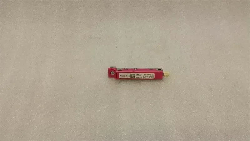 Audi TT (8S) Audi TT 8S Aerial / Antenna 8S8035225 Antenna Body type: Coupe
Fuel: Petrol