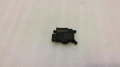 Audi TT 8S Vent Flap Motor 5Q0907511K Servo Motor