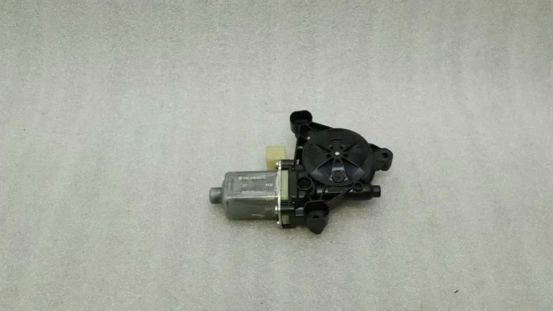 Audi S3 8V Left Door Window Motor 5Q0959802B Power Window Motor Left