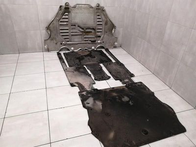 Porsche Boxster 718 Undertrå 982825213c Undergolv