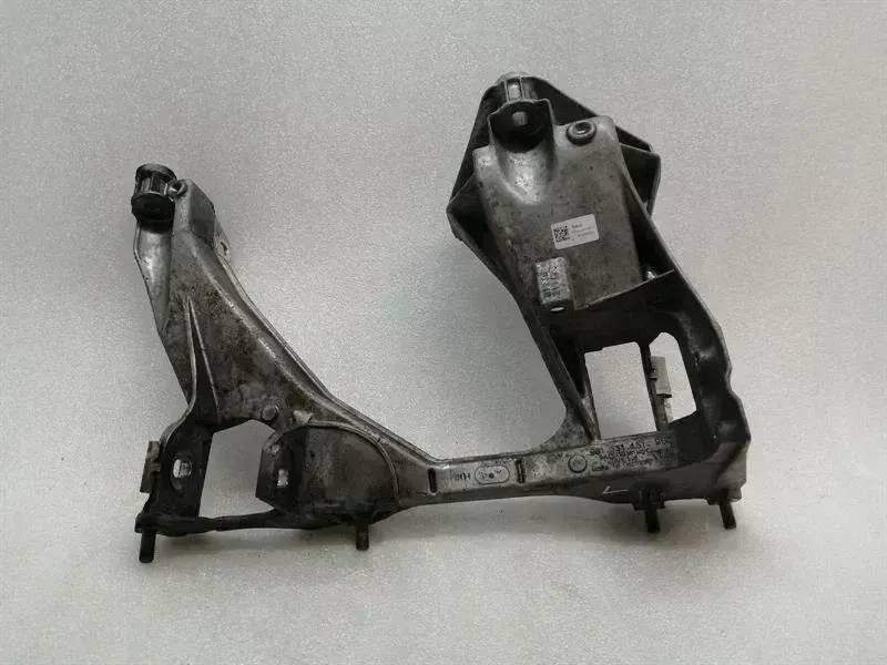 Porsche Boxster (981) Beam / Subframe Rear Porsche Boxster 718 Subframe Rear Left 98133105...