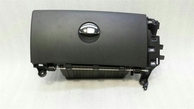 Mini Countryman, Paceman (R60 / R61) 2010-2017 Mini Countryman R60 Glovebox 9811004 Glove Box