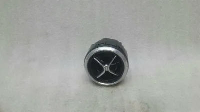 Mercedes a W176 Вентилационен отвор A1768300754 Вентилационна дюза Вентилационна решетка