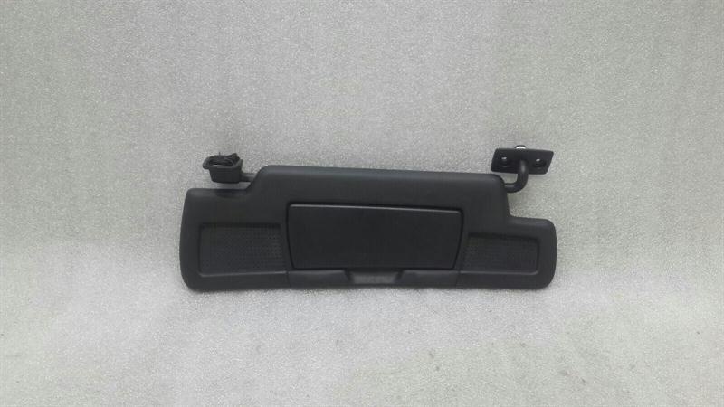 Mercedes-Benz SLK (R171) Sun visor Mercedes SLK R171 right sun visor A1718100210 s...