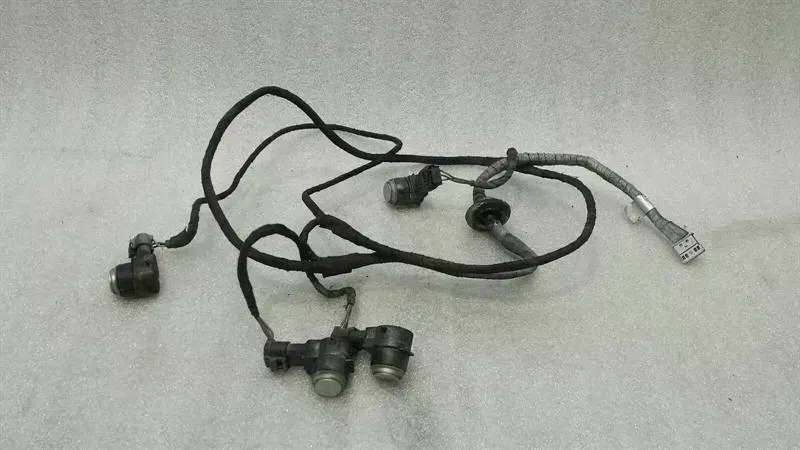 Mercedes-Benz SLK (R171) Mercedes SLK R171 Rear PDC Set A1715403932 PTS Rear Wiring Harness Kit Body type: Convertible
Fuel: Petrol