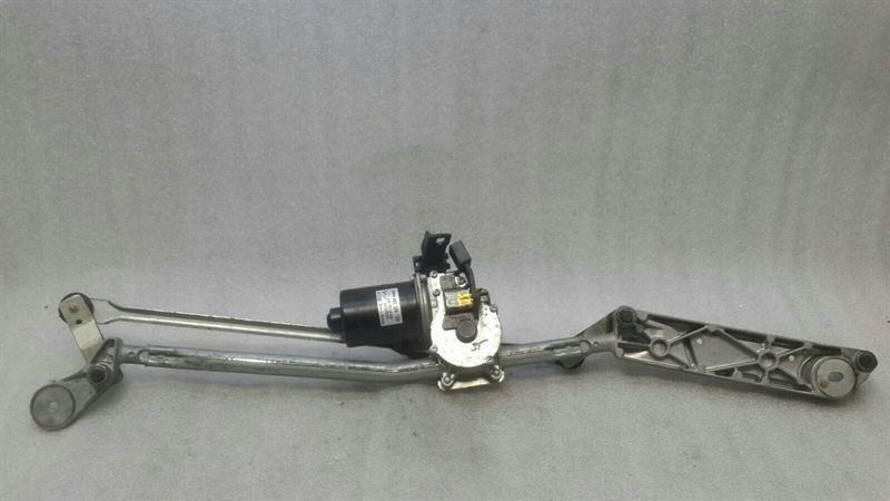 Mercedes-Benz SLK (R171) Front Wiper Motor Mercedes SLK R171 RHD Front Wiper Engine A17182...