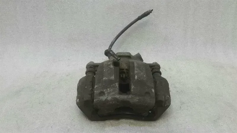 Mercedes-Benz SLK (R171) Right Front Calliper Mercedes SLK R171 Right Front Caliper A00442032...