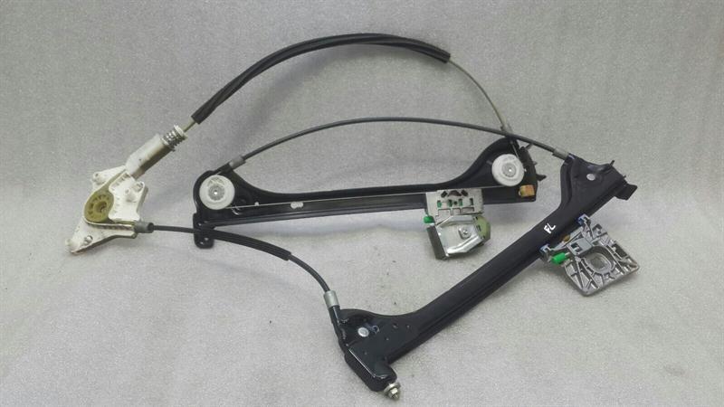 Mercedes-Benz SLK (R171) Left Front Door Winder Mercedes SLK R171 Left Door Winder A1717200146 ...