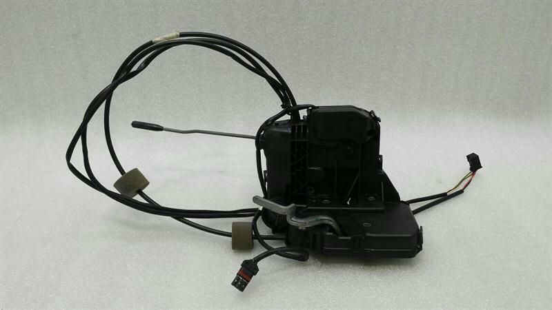 Mercedes SLK R171 Front Right Door Lock A1717202635 RHD RIGHT HAND DRIVE