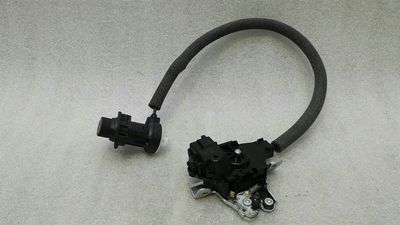 Serrure de coffre Mercedes Classe E W213 A2047500485 Serrure de hayon