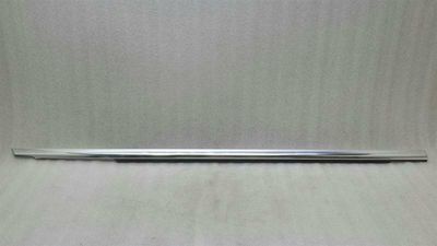 Mercedes E Class W213 priekšējais labais virsbūves veidne A2137200224 sloksne priekšējā labā