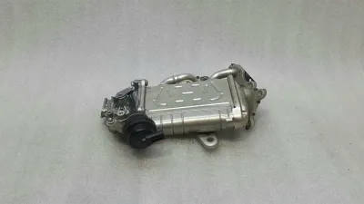 Mercedes E-klass W213 EGR-kylare A6541407600 EGR-avgasåterföring OM654
