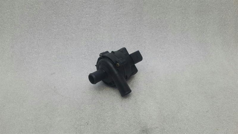 Mercedes-Benz S Coupe (C217) Дополнит. насос (турбо охлаждение) Mercedes E Class W213 Additional Cooling Pump A...