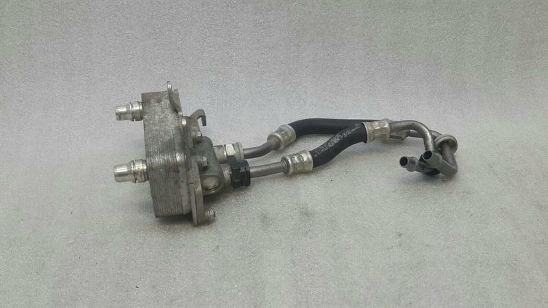 Mercedes-Benz S Coupe (C217) Engine Oil Cooler Mercedes E Class W213 Engine Oil Cooler A099500...