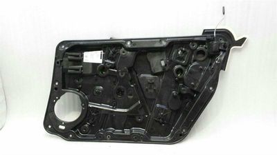 Mercedes A Klasa W176 Prawy przedni podnośnik drzwi A1767206600 Podnośnik przedniej szyby RE