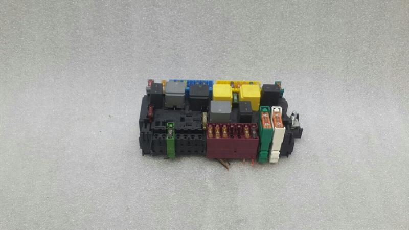 Mercedes-Benz CLA (C117) MERCEDES A Class W176 X156 W117 Fuse Box A2469067100 Fuse Box SAM Body type: Hatchback
Fuel: Diesel