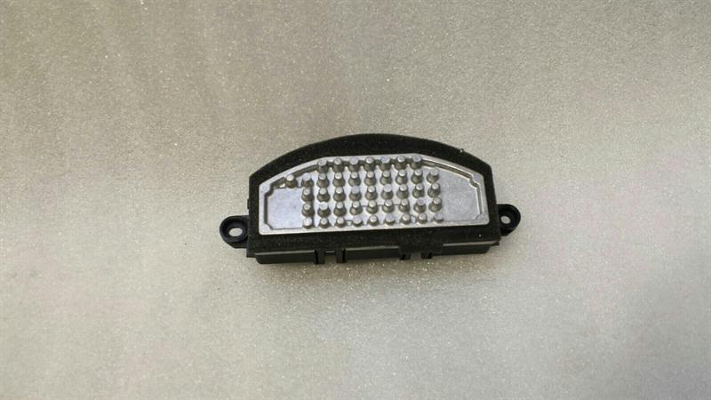 Mini One, Cooper (F55 / F56 / F57) 2014-2024 Mini Cooper F56 Heater Resistor 9377854 Blower Regulator Knob